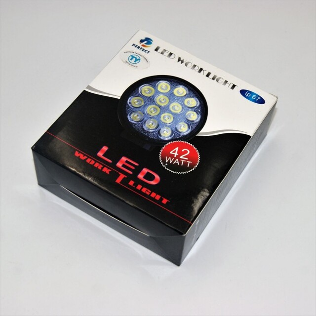 ΠΡΟΒΟΛΕΑΣ LED ΚΑΤΕΥΘΥΝΟΜΕΝΟΣ 42W IP67 AU-LI-3594