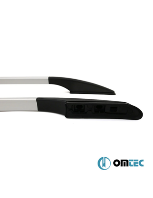 Omtec - Παράλληλες Μπάρες Οροφής Διαιρούμενες για Nissan NV200 2010 > / Chevrolet City Express 2015 > από Αλουμίνιο σε Ασημί Χρώμα και Μέγιστο Βάρος Φορτίου 75 kg - 2 τεμ. (D5035933/OM)