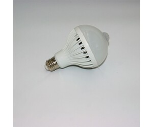 LED ΛΑΜΠΑ ΜΕ ΦΩΤΟΚΥΤΤΑΡΟ E27 9W 6500K LI-LA-6597
