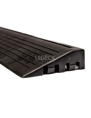DIGITAL IQ PLASTIC FLOOR RAMP MALE (BLACK)