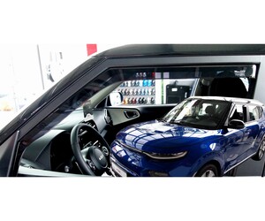 ΑΝΕΜΟΘΡΑΥΣΤΕΣ ΓΙΑ KIA E-SOUL 5D 2019+   ΑΥΤΟΚΙΝΗΤΟΥ ΑΠΟ ΕΥΚΑΜΠΤΟ ΦΙΜΕ ΠΛΑΣΤΙΚΟ HEKO - 2 ΤΕΜ.