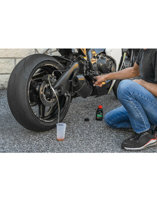 ΣΩΛΗΝΑΚΙ ΕΞΑΕΡΩΣΗΣ ΥΓΡΩΝ ΦΡΕΝΩΝ MOTO UNIVERSAL ΜΕ ΜΟΝΟΔΡΟΜΗ ΒΑΛΒΙΔΑ ΑΠΟΤΡΟΠΗΣ ΕΙΣΟΔΟΥ ΑΕΡΑ