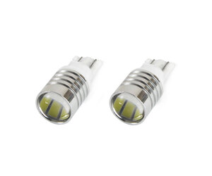 Amio - Λαμπάκια LED τύπου T10 βάση W5W τάση λειτουργίας 12V απόδοσης 0.4W χρώμα 5600K για Επιβατικά Αυτοκίνητα - 2 τεμ. (01098/AM)